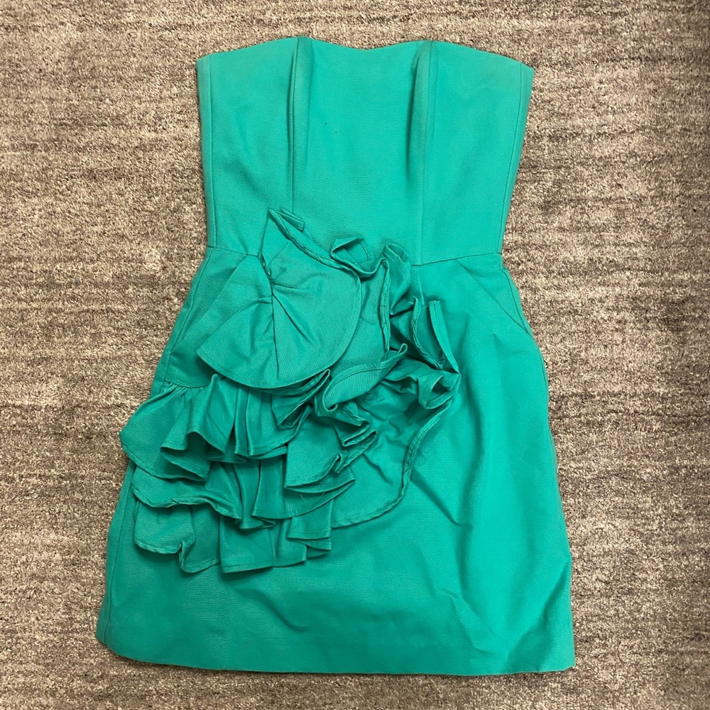 Beautiful Kiribilla strapless green dress